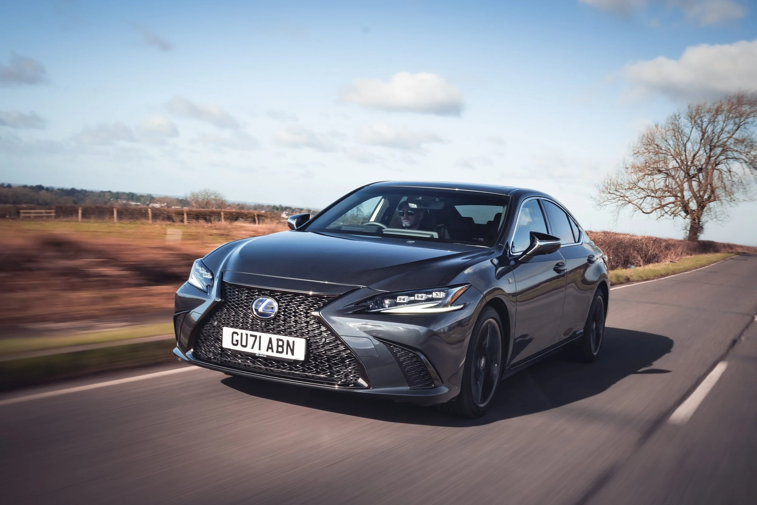Lexus ES 300h Taking on the Germans Driven
